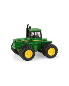 1/64 John Deere 8450 4WD with duals