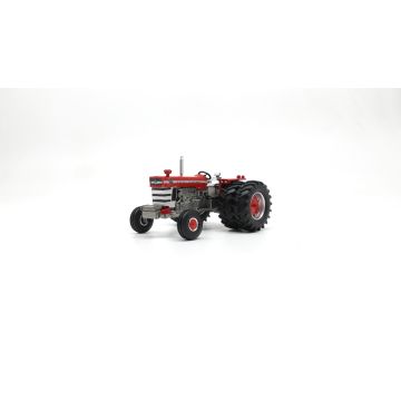1/64 Massey Ferguson 1130 WF with duals Open Station